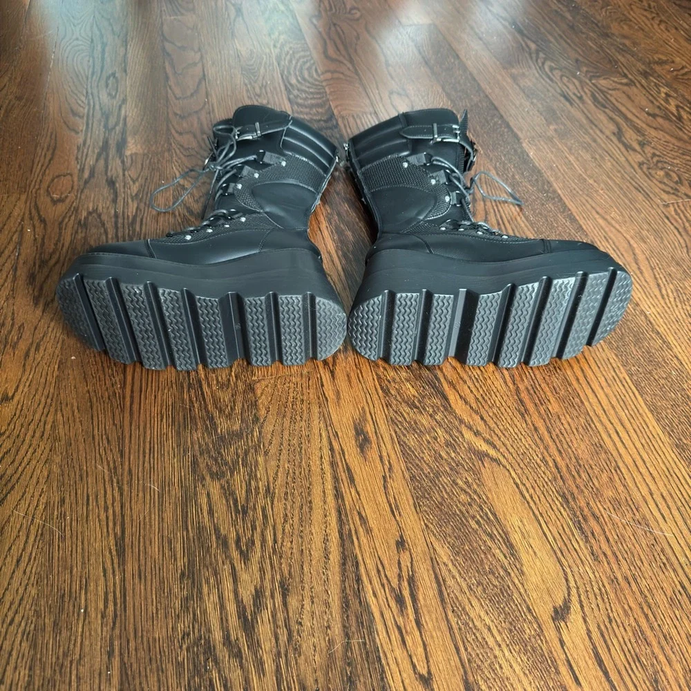Demonia Combat Platform Boots - Picture 4 of 4